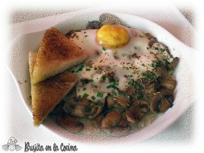 Huevos en cocotte
