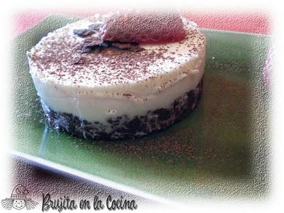 Tarta de queso con chocolate blanco y negro