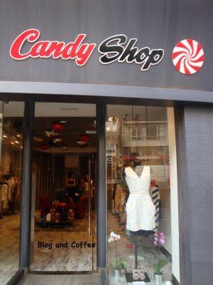 Primer Aniversario: A tontas y a locas / Candy Shop