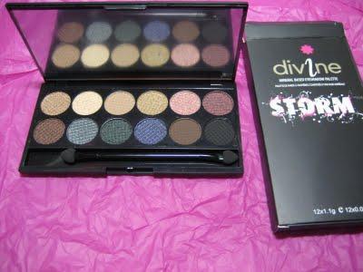 Sleek - paletas de sombras, coloretes, pintauñas, pintalabios.