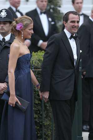 La realeza se da cita en la cena previa a la boda de Guillermo y Kate. Analizamos sus estilismos