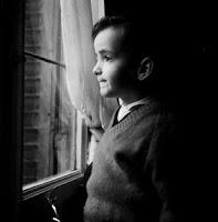 Kemnebi Baruti Usir y la Ventana