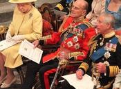 Reina Isabel Inglaterra eligió color amarillo para boda Guillermo Kaate