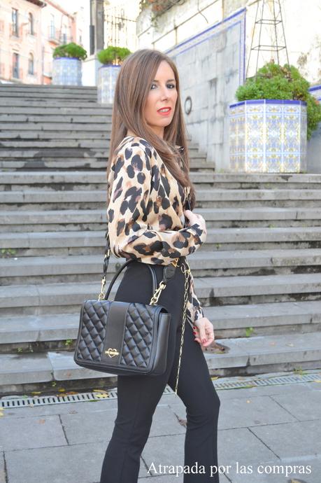 CAMISA LEOPARDO Y PANTALON FLARE