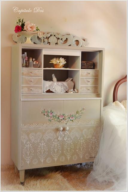 Lino y encaje (a pincel)