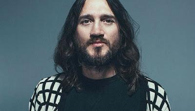 John Frusciante: Presenta dos nuevas canciones
