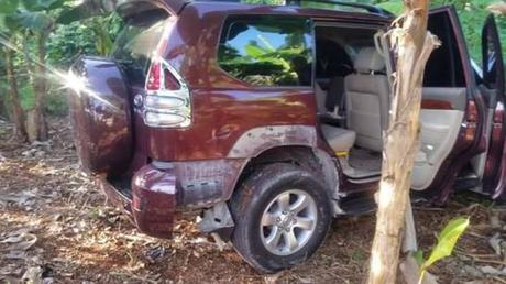 Policía y Ejercito buscan a un recluso y a grupo armado que lo liberó en Nagua. Policía y Ejercito buscan a un recluso y a grupo armado que lo liberó en Nagua.