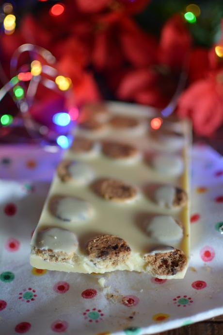 Turrón de chocolate blanco con chips ahoy