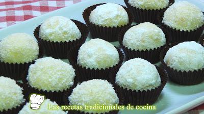 Cómo hacer trufas de chocolate blanco con coco y naranja