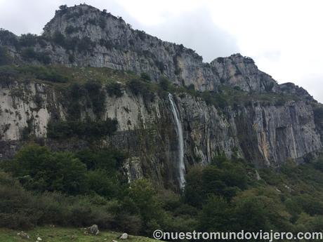 Ruta por el valle del Asón