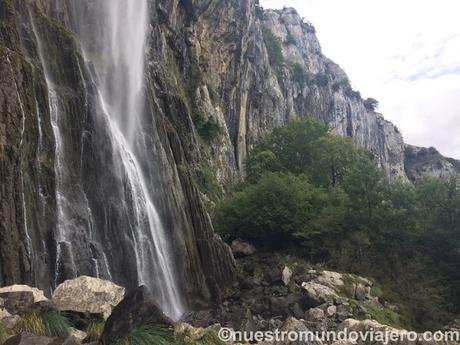 Ruta por el valle del Asón