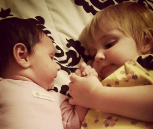 Se Va De Fiesta Y Mueren Sus 2 Hijas Dentro Del Auto A Más De 48° Centigrados, Le Dan Solo 40 Años De Prisión.