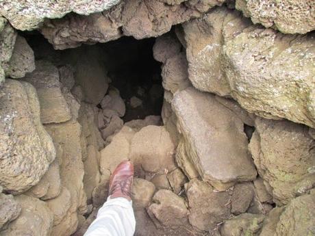 Ana Kakenga. Cueva de las dos ventanas. Rapa Nui