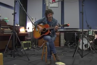 Quique González: Versiona These Days de Jackson Browne