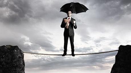 Gestión del riesgo en las organizaciones: Tres líneas de defensa risk-management.jpg