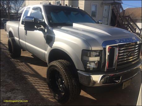 6 New 2008 F250 Bumper