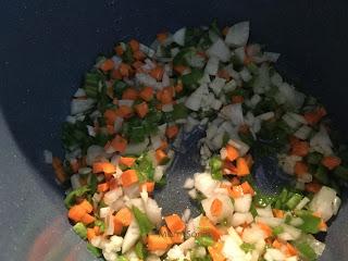 POLLO EN SALSA CON BACON EN OLLA GM