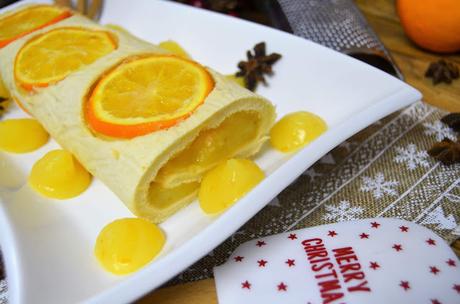 TRONCO DE NAVIDAD DE NARANJA tronco de navidad, postres de navidad, recetas de navidad, postres de naranja, crema de naranja, brazo gitano, tronco de navidad fácil, tronco de navidad receta, tronco navidad con galletas, las delicias de mayte,