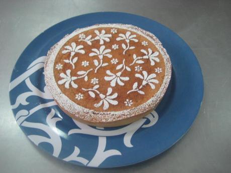 TARTA DE ALMENDRAS Y NATA