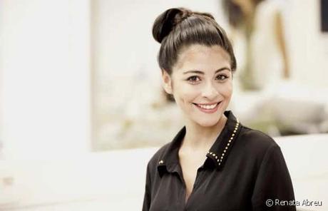 Trenza invertida con chongo alto paso a paso