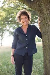 “Días de navidad. Cuentos y recetas”, de Jeanette Winterson “Días de navidad. Cuentos y recetas”, de Jeanette Winterson