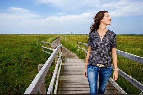 Artricenter: Caminar puede ayudar a mejorar la vida con osteoartrosis.