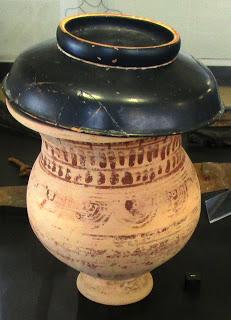 Cerámica ibérica de Jumilla procedente del poblado de Coimbra del Barranco Ancho, su santuario y sus necrópolis.