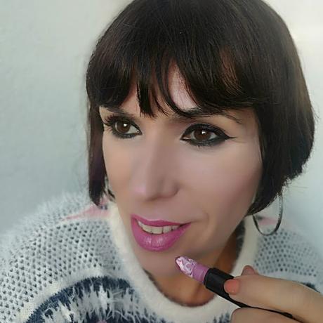Melange: El labial más divertido de Delfy (reseña, swatch y swatch en labios).