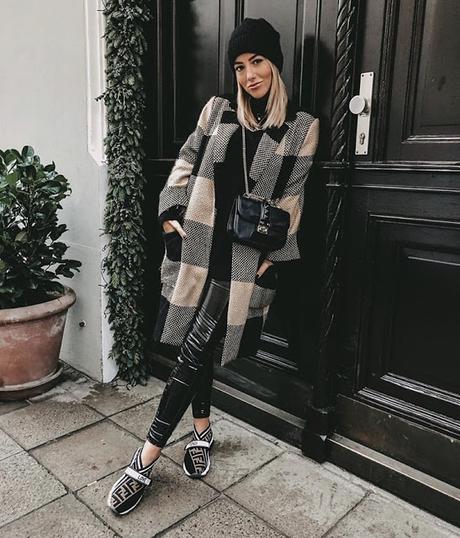 UN LOOK PARA CADA DIA DE LA SEMANA (161).-