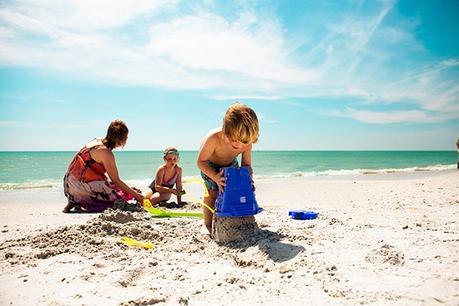 Vacaciones-para-Familia-con-Niños-en-Isla-de-Sanibel-Florida 14 Mejores Vacaciones Baratas para Familias con Niños 2019