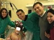 Cristiano Ronaldo regala navidad diferente niños hospital Turín