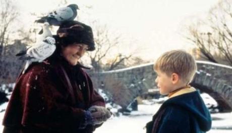 Mi Pobre Angelito: La triste historia de la actriz que fue “La señora de las palomas” Mi Pobre Angelito: La triste historia de la actriz que fue “La señora de las palomas”