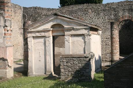 De Iside, culto a la diosa Isis en la antigua Roma