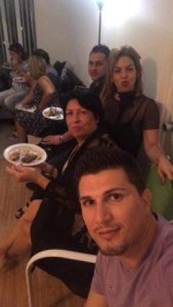 Conoce a las dos hijas de Rafael Serrano con las que vino a celebrar la Navidad Conoce a las dos hijas de Rafael Serrano con las que vino a celebrar la Navidad