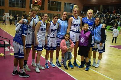 Galería de clics del Bàsquet Femení Sant Adrià-Uni Ferrol