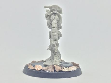 Robot Imperial para W40K, de ilustración del RT a figura actual Robot Imperial para W40K, de ilustración del RT a figura actual