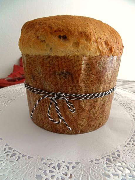 Panettone de pasas y chocolate