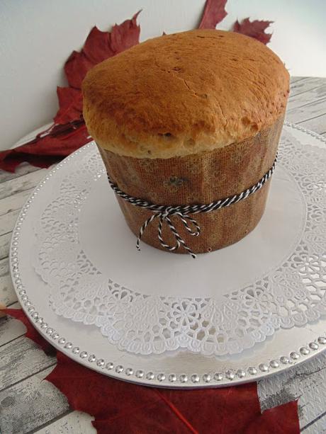 Panettone de pasas y chocolate