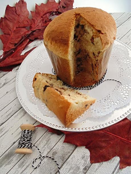 Panettone de pasas y chocolate