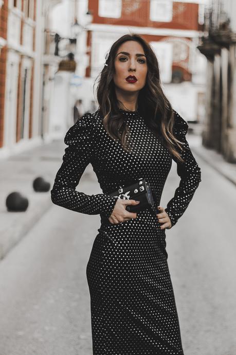 NEW YEAR EVE: PARTY LOOK: LBD + SJP SHOES loavies dress