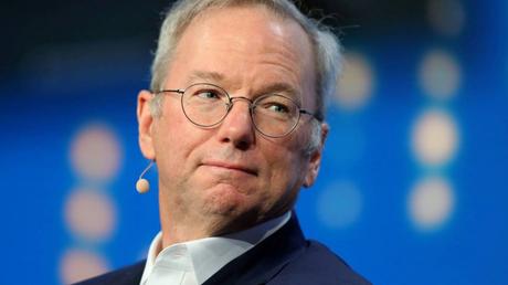 Con solo 8 palabras el ex director general de Google, Eric Schmidt enseñó la lección de liderazgo más importante