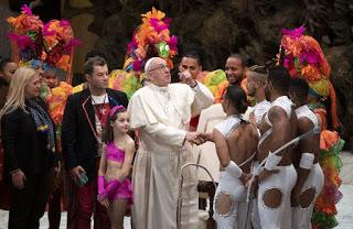 El papa Francisco departió con la Compañía Habana del Circo Nacional de Cuba [+ fotos]