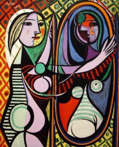 totenart-mujer-en-el-espejo