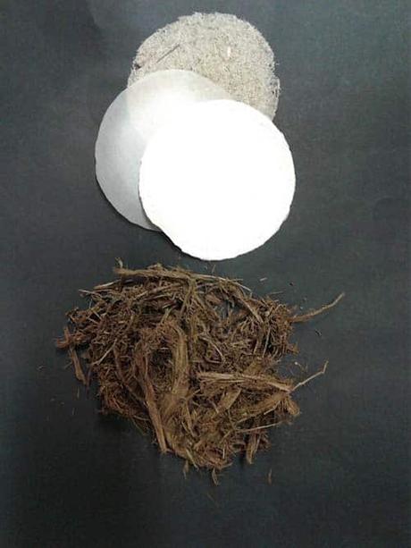 Papel ecológico hecho con estiércol de vaca