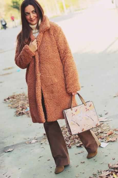 Con abrigo Teddy Con abrigo Teddy