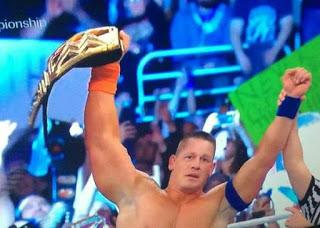 WWE pensando en hacer campeón a John cena de nuevo y serían 17 veces