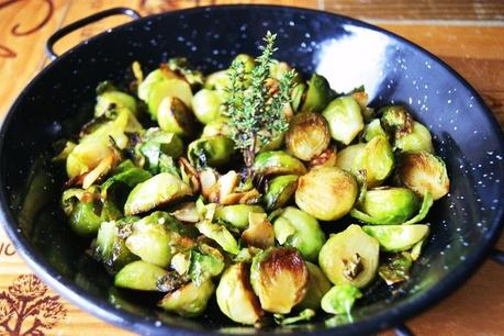 Coles de Bruselas fritas Coles de Bruselas fritas