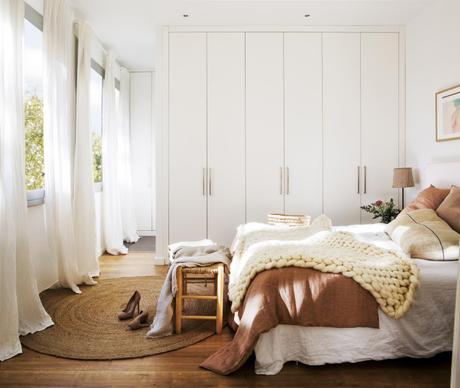 Un hogar luminoso creado en un antiguo local comercial Un hogar luminoso creado en un antiguo local comercial