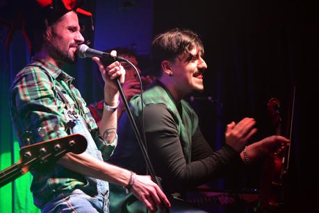 Crónica del I Grogtober Fest en la Sala Event de Sevilla Crónica del I Grogtober Fest en la Sala Event de Sevilla