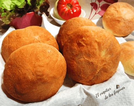 BOLLOS DE HAMBURGUESA CASEROS